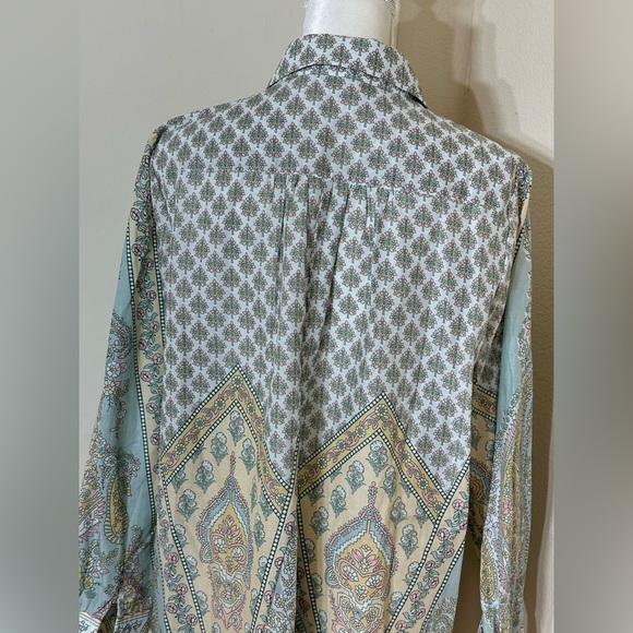 SOFT SURROUNDINGS Tabitha Tunic
Paisley Sky Cotton Voile Size Large - Picture 5 of 9